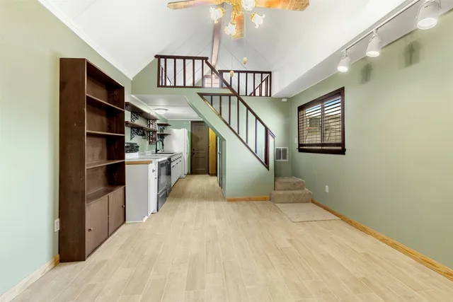 $1,575 | 25018 B Farm To Market Road 1314, Unit B, Porter, TX 77365