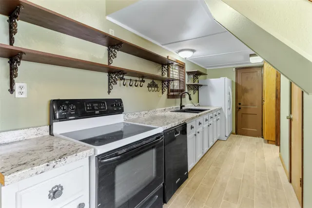 $1,575 | 25018 B Farm To Market Road 1314, Unit B, Porter, TX 77365