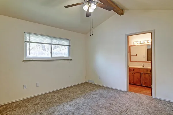 $1,495 | 11401 Woodway Creek Drive, Corpus Christi, TX 78410