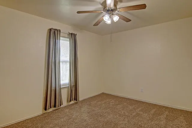 $1,495 | 11401 Woodway Creek Drive, Corpus Christi, TX 78410