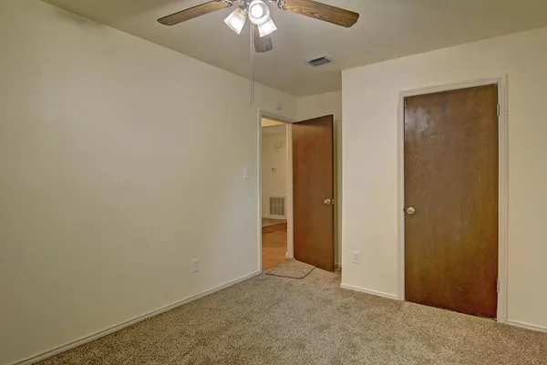 $1,495 | 11401 Woodway Creek Drive, Corpus Christi, TX 78410