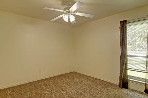 $1,495 | 11401 Woodway Creek Drive, Corpus Christi, TX 78410