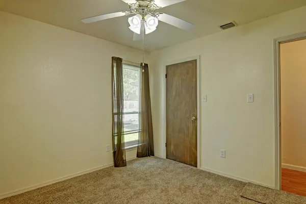 $1,495 | 11401 Woodway Creek Drive, Corpus Christi, TX 78410