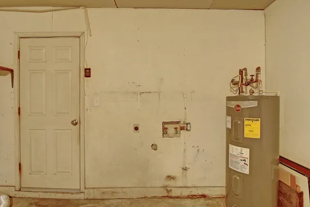 $1,495 | 11401 Woodway Creek Drive, Corpus Christi, TX 78410