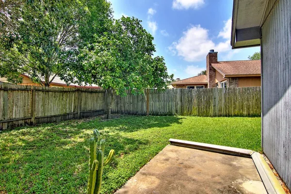$1,495 | 11401 Woodway Creek Drive, Corpus Christi, TX 78410