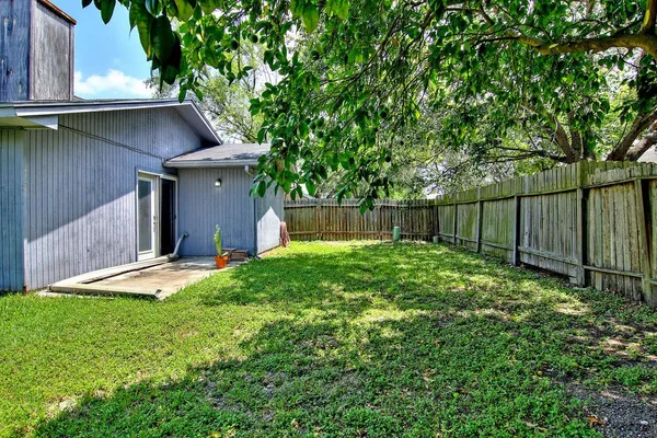 $1,495 | 11401 Woodway Creek Drive, Corpus Christi, TX 78410