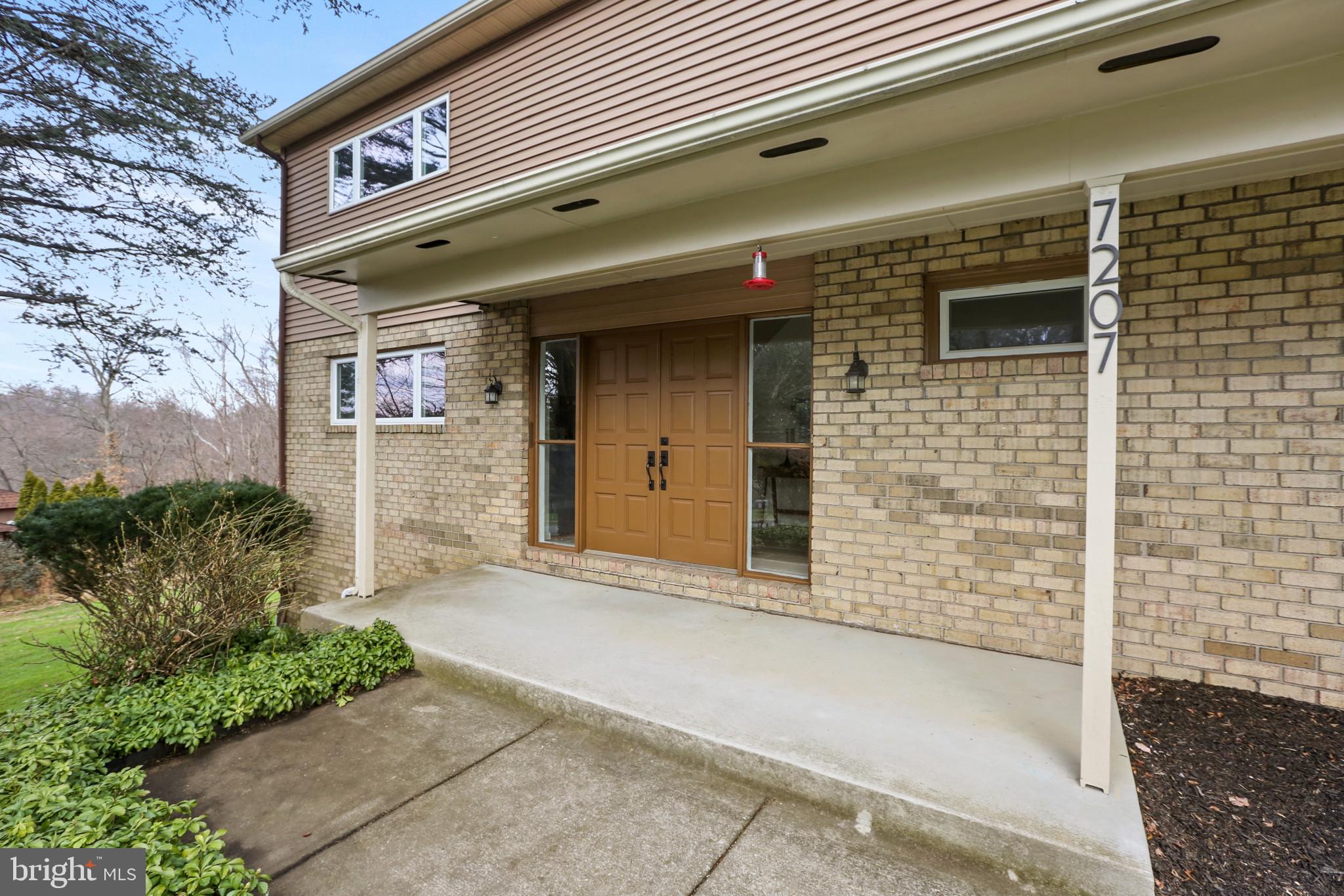 7207 Denberg Road Baltimore, MD 21209 - Photo 4 of 62 Double Door Entry