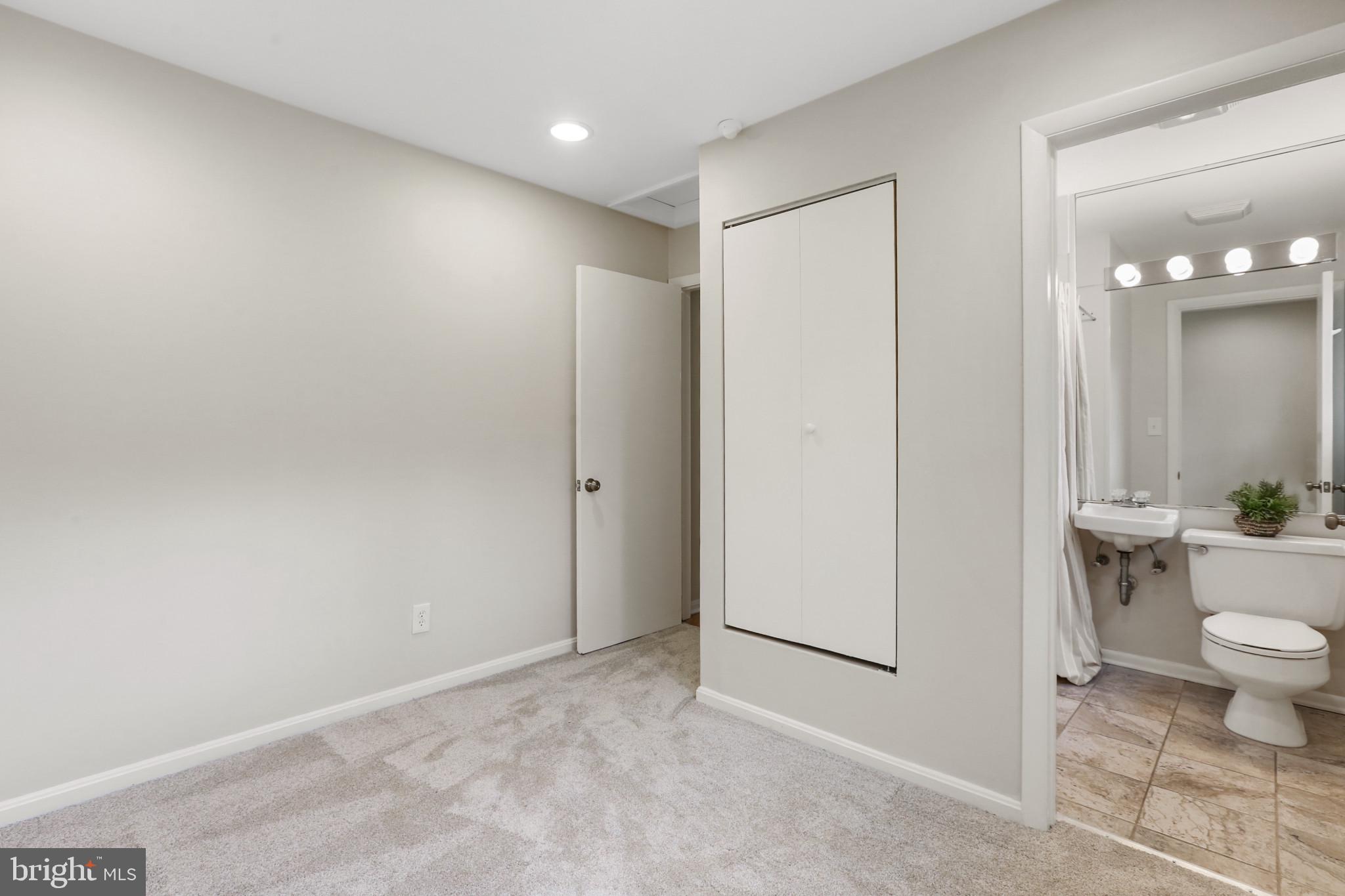 7207 Denberg Road Baltimore, MD 21209 - Photo 44 of 62 Bed #4 - with private bath