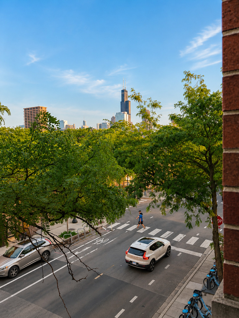 1133 West Taylor Street, Unit 3 Chicago, IL 60607 - Photo 2 of 13