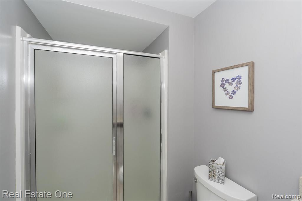 3028 Baypoint Drive Rochester Hills, MI 48309 - Photo 22 of 40