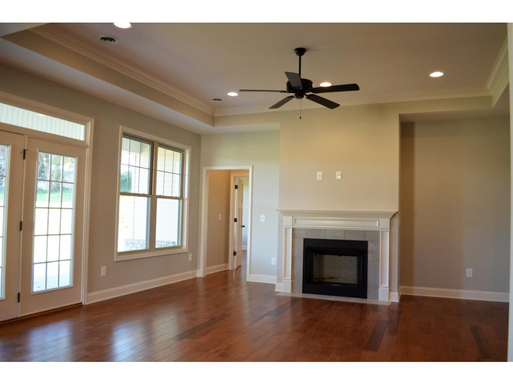 242 Old Stage Road Johnson City, TN 37615 - Photo 8 of 21 Great Room