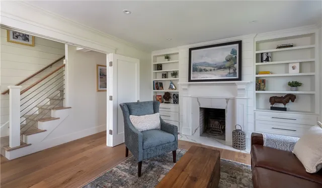 $2,325,000 | 2040 East Main Road, Portsmouth, RI 02871