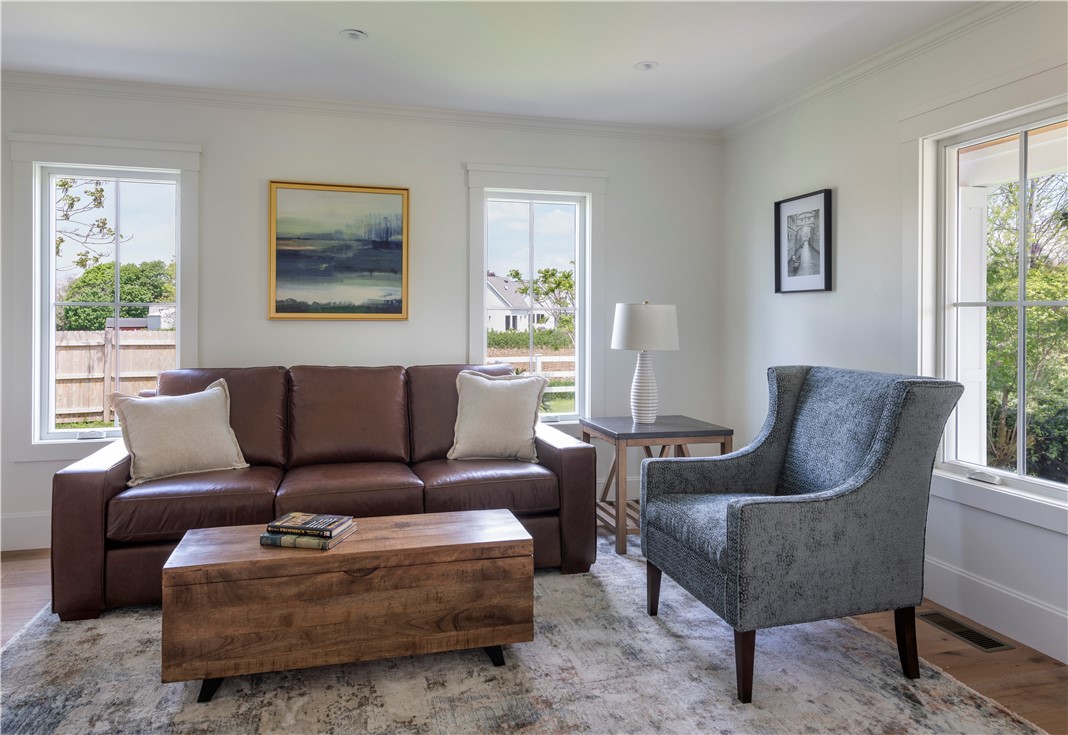 2040 East Main Road Portsmouth, RI 02871 - Photo 13 of 33