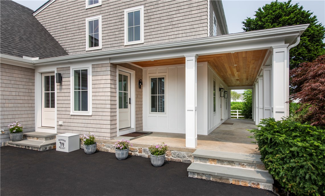 2040 East Main Road Portsmouth, RI 02871 - Photo 28 of 33