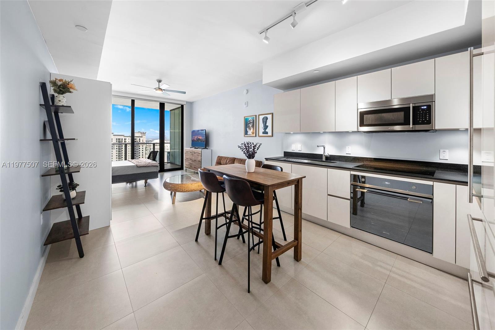 1010 Brickell Avenue, Unit 3610 Miami, FL 33131 - Photo 13 of 37