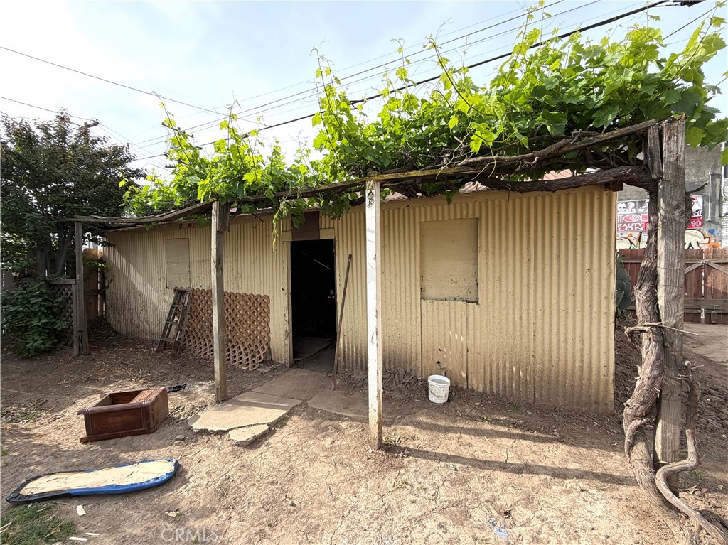 230 West 18th Street Merced, CA 95340 - Photo 26 of 32