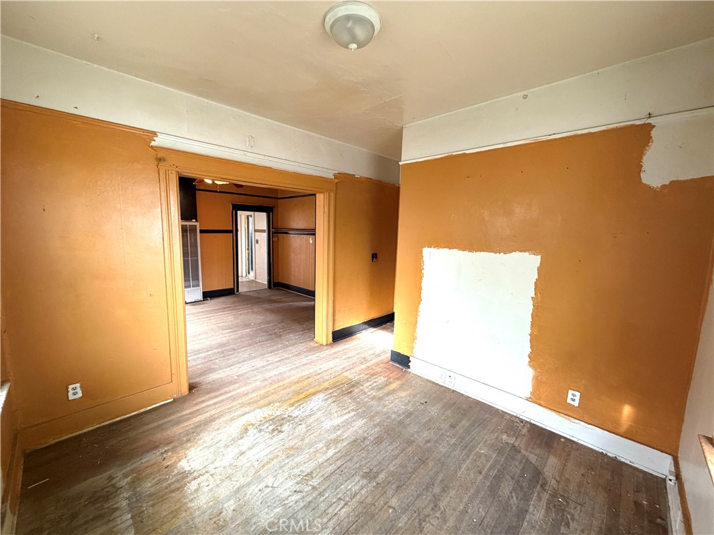 230 West 18th Street Merced, CA 95340 - Photo 4 of 32