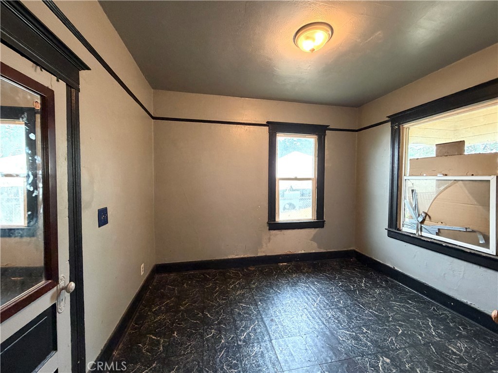 230 West 18th Street Merced, CA 95340 - Photo 8 of 32