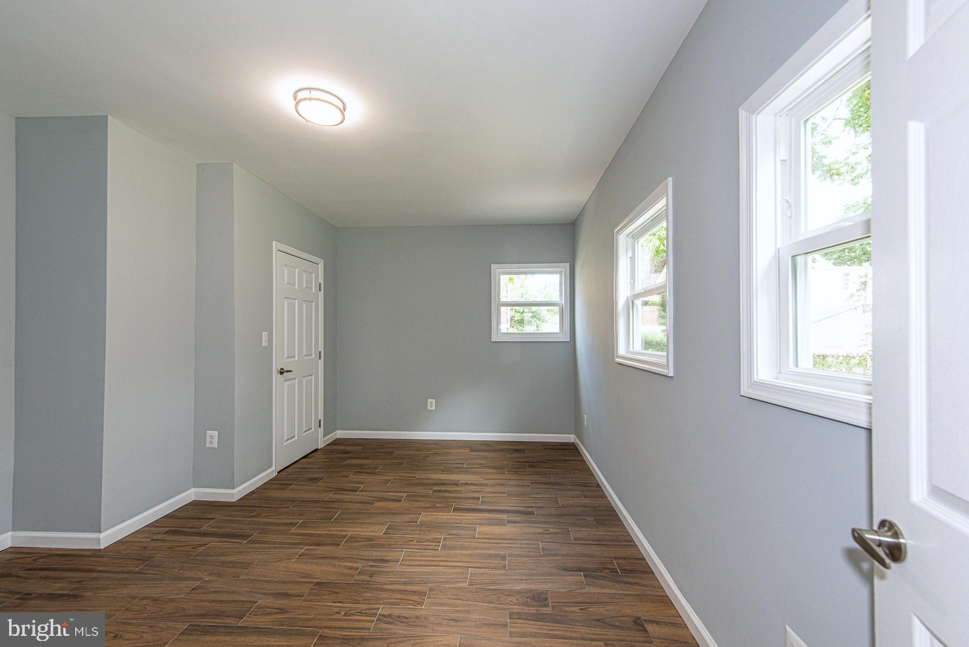 4706 Queensbury Road Riverdale, MD 20737 - Photo 17 of 32