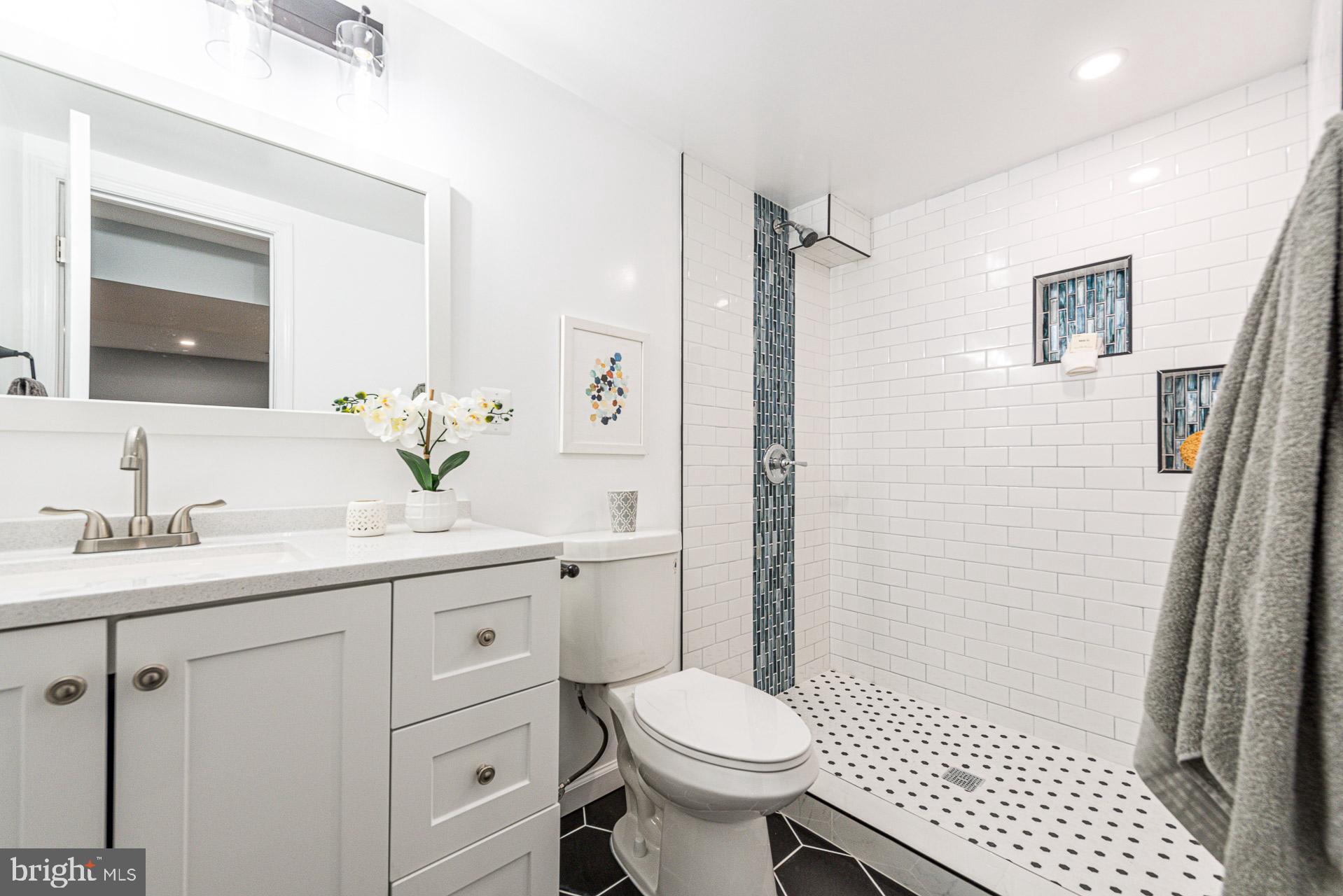 4706 Queensbury Road Riverdale, MD 20737 - Photo 27 of 32