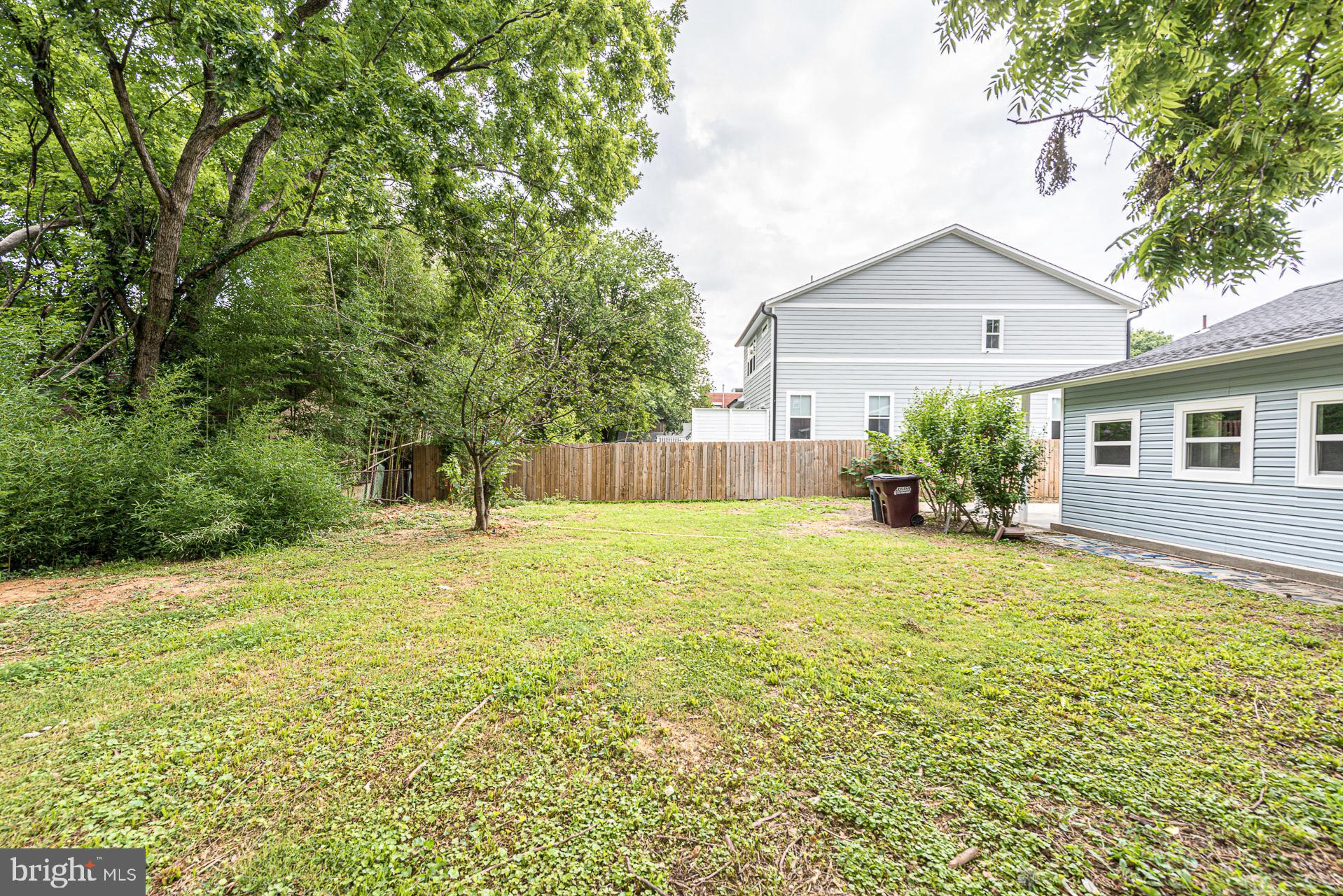 4706 Queensbury Road Riverdale, MD 20737 - Photo 29 of 32