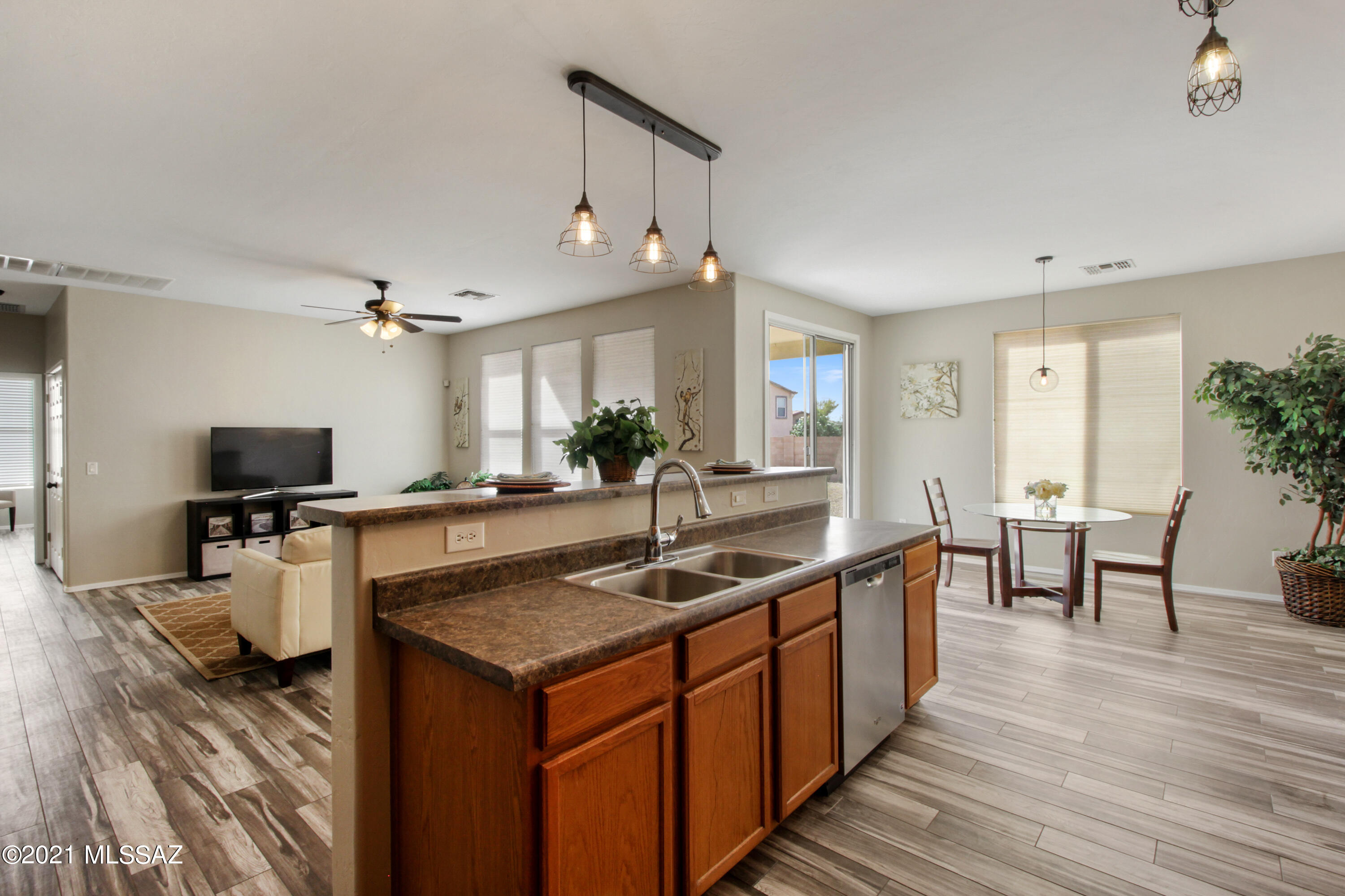 6782 South Thimbleberry Road Tucson, AZ 85756 - Photo 10 of 29 Gallery Image 10