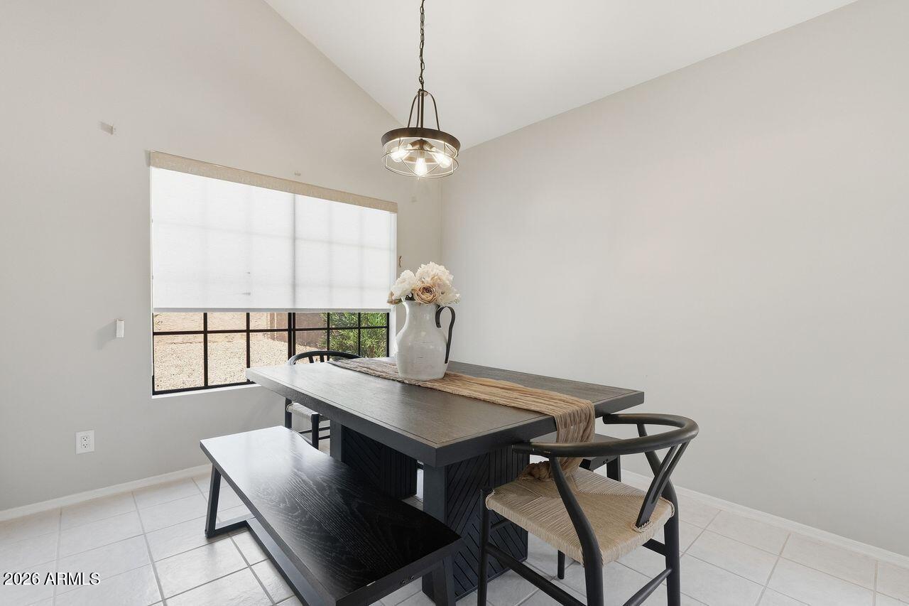 7241 South Terrace Road Tempe, AZ 85283 - Photo 12 of 38