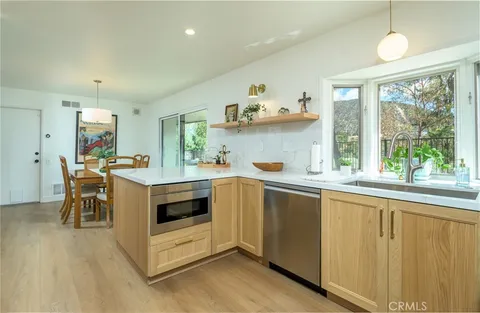 $1,450,000 | 720 Starlight Heights Drive, La Canada Flintridge, CA 91011
