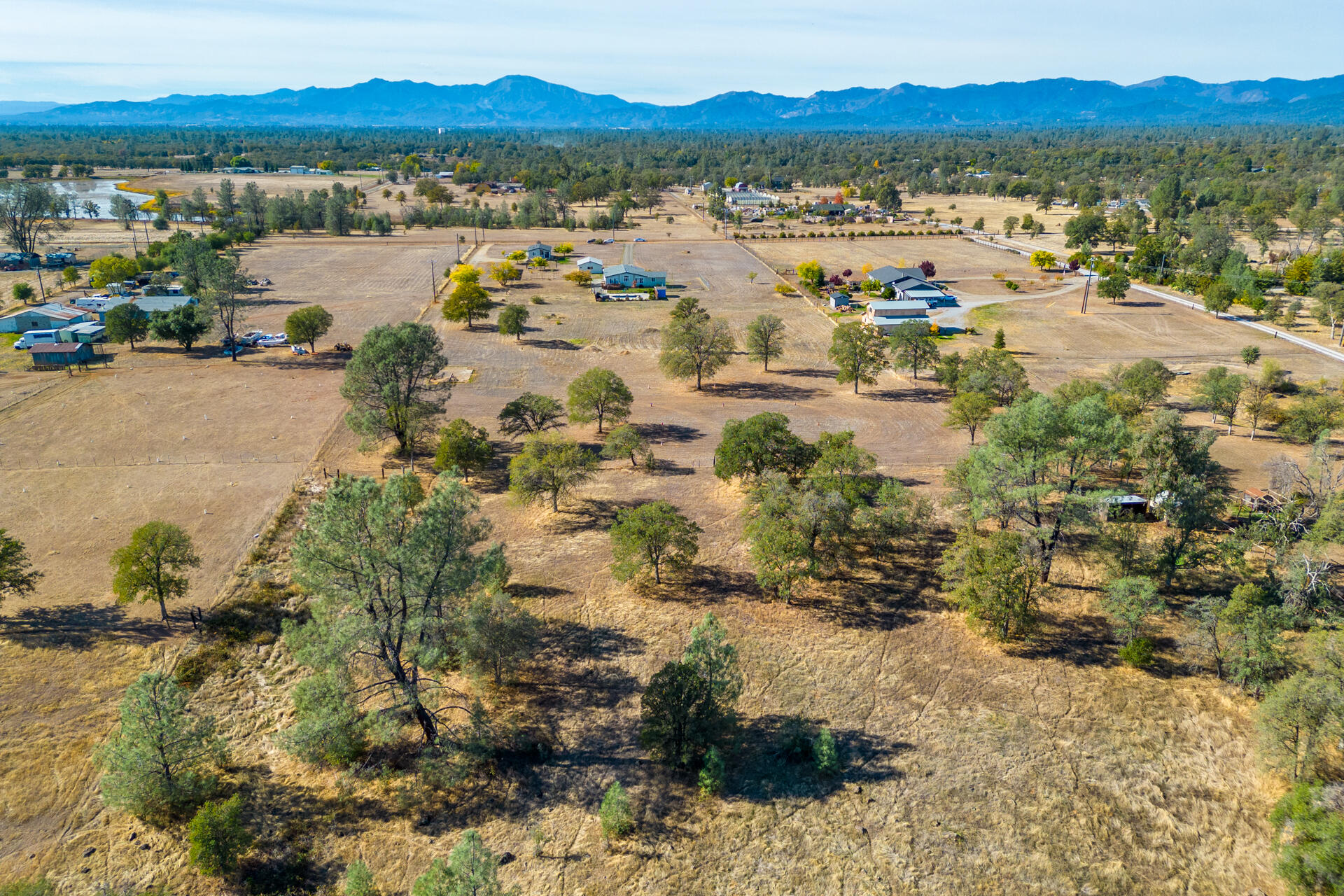 11541 Homestead Lane Redding, CA 96003 - Photo 4 of 51 a view of lake