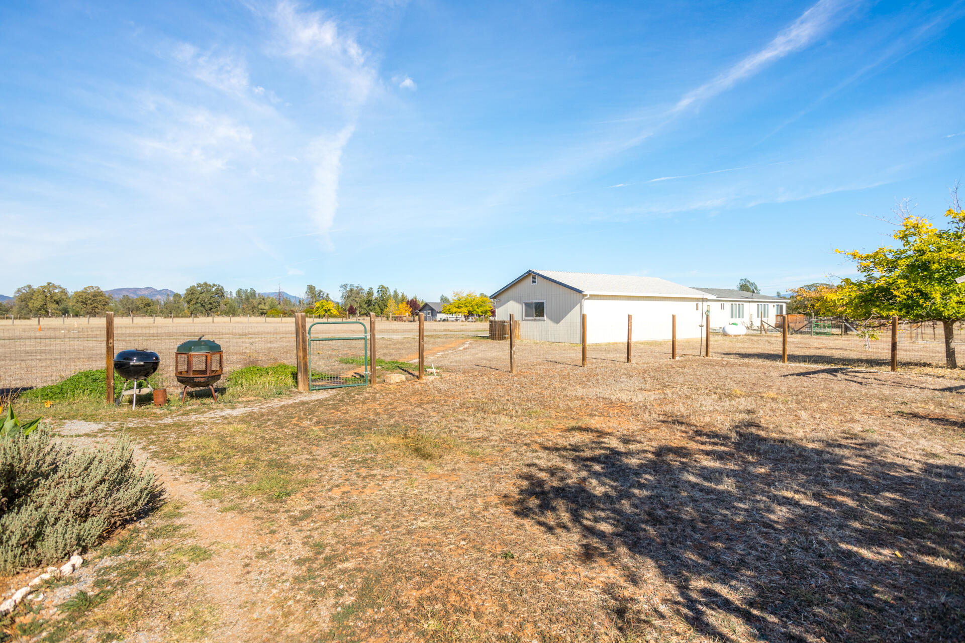 11541 Homestead Lane Redding, CA 96003 - Photo 41 of 51 IMG_0631-HDR