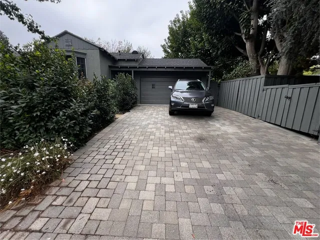 $6,450 | 5105 Morella Avenue, Valley Village, CA 91607