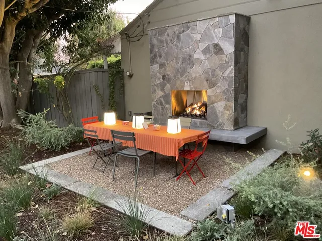 $6,450 | 5105 Morella Avenue, Valley Village, CA 91607