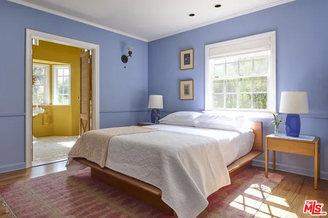 $6,450 | 5105 Morella Avenue, Valley Village, CA 91607