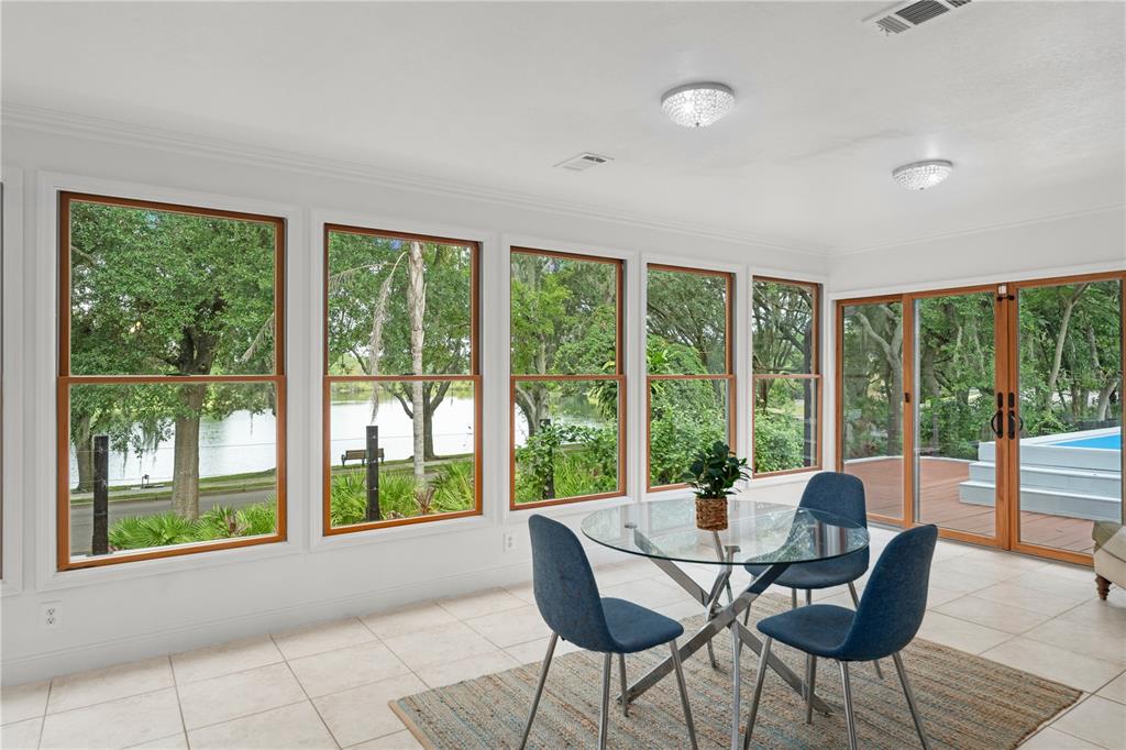 7921 Sebago Court Orlando, FL 32835 - Photo 5 of 39