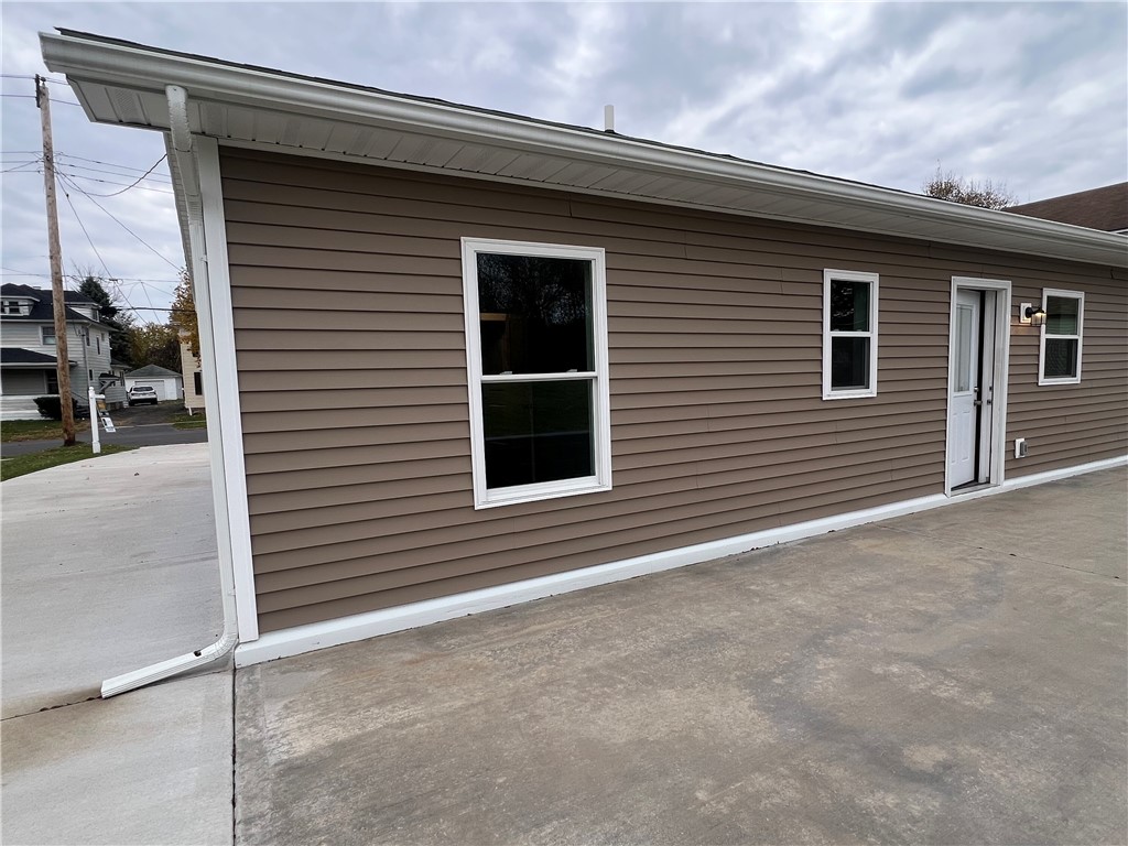 120 Cottage Street, Unit B Auburn, NY 13021 - Photo 3 of 16