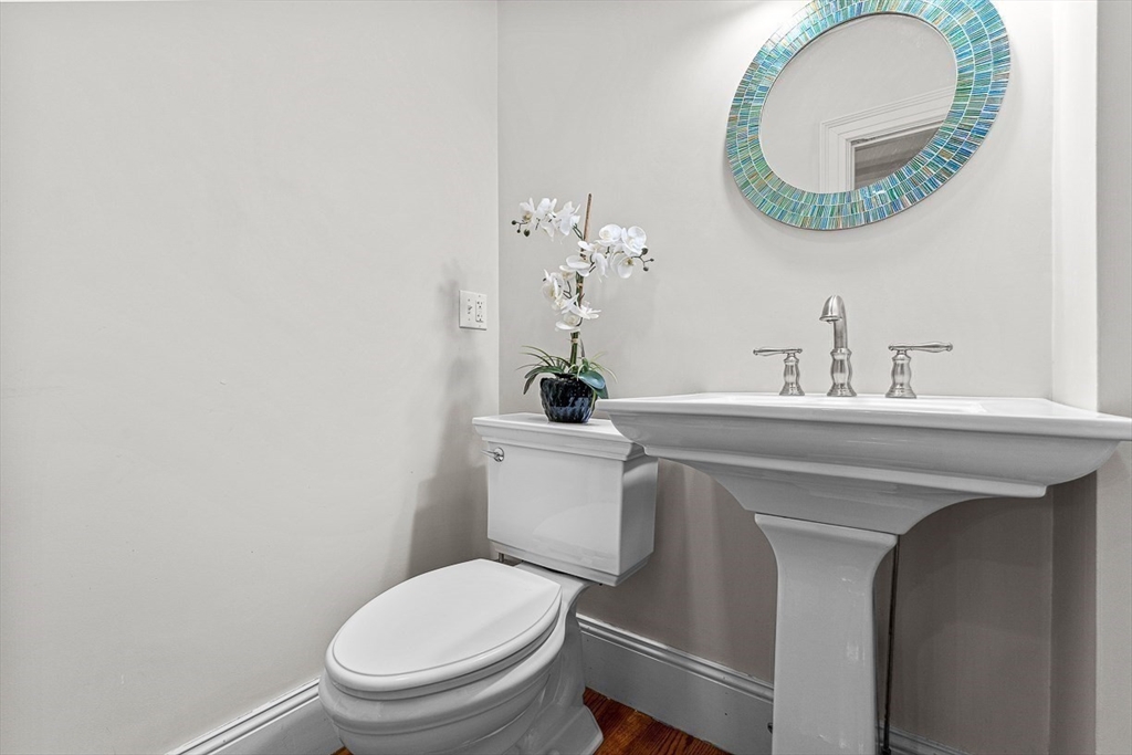 34 Glen Road Winchester, MA 01890 - Photo 25 of 40