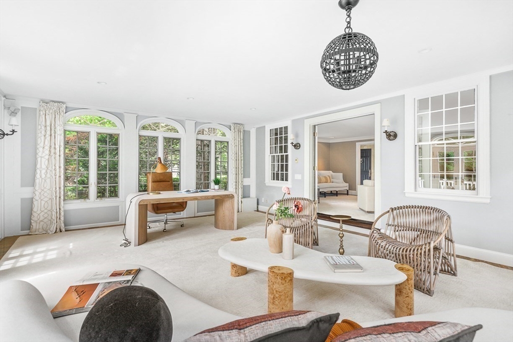 64 Albion Road Wellesley, MA 02481 - Photo 7 of 38