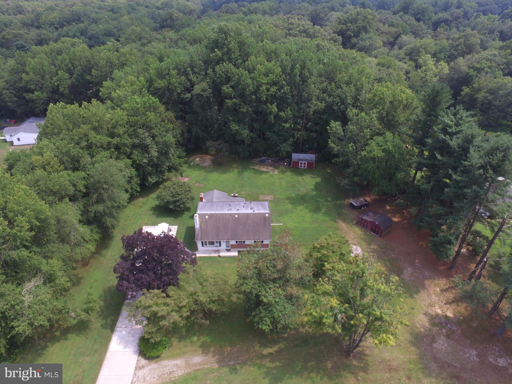 3014 Old County Road Newark, DE 19702 - Photo 3 of 38 Mature trees - wooded