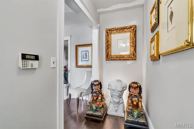 $349,900 | 3830 Shaw Boulevard, Unit A, St. Louis, MO 63110