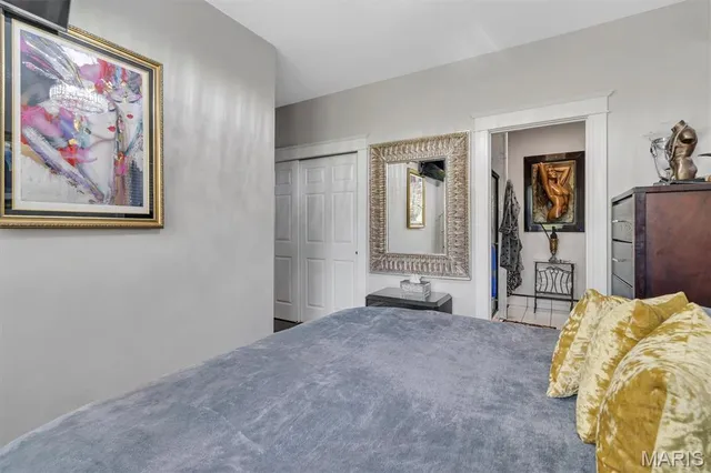 $349,900 | 3830 Shaw Boulevard, Unit A, St. Louis, MO 63110