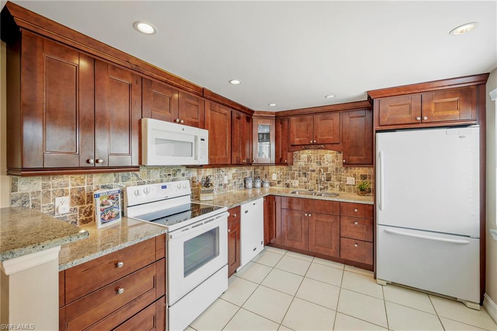 416 Teryl Road, Unit 2363 Naples, FL 34112 - Photo 3 of 34
