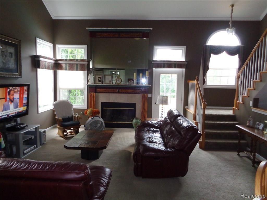 4044 Pine Ridge Court Fenton, MI 48430 - Photo 7 of 25 DSC00113.JPG