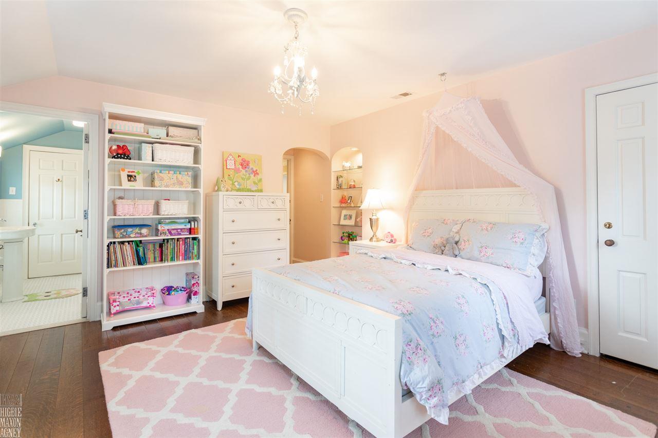 1043 Harvard Road Grosse Pointe, MI 48230 - Photo 20 of 33 31351581-19.JPG