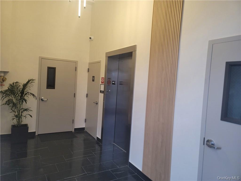 348 Main Street, Unit 3D New Rochelle, NY 10801 - Photo 8 of 15