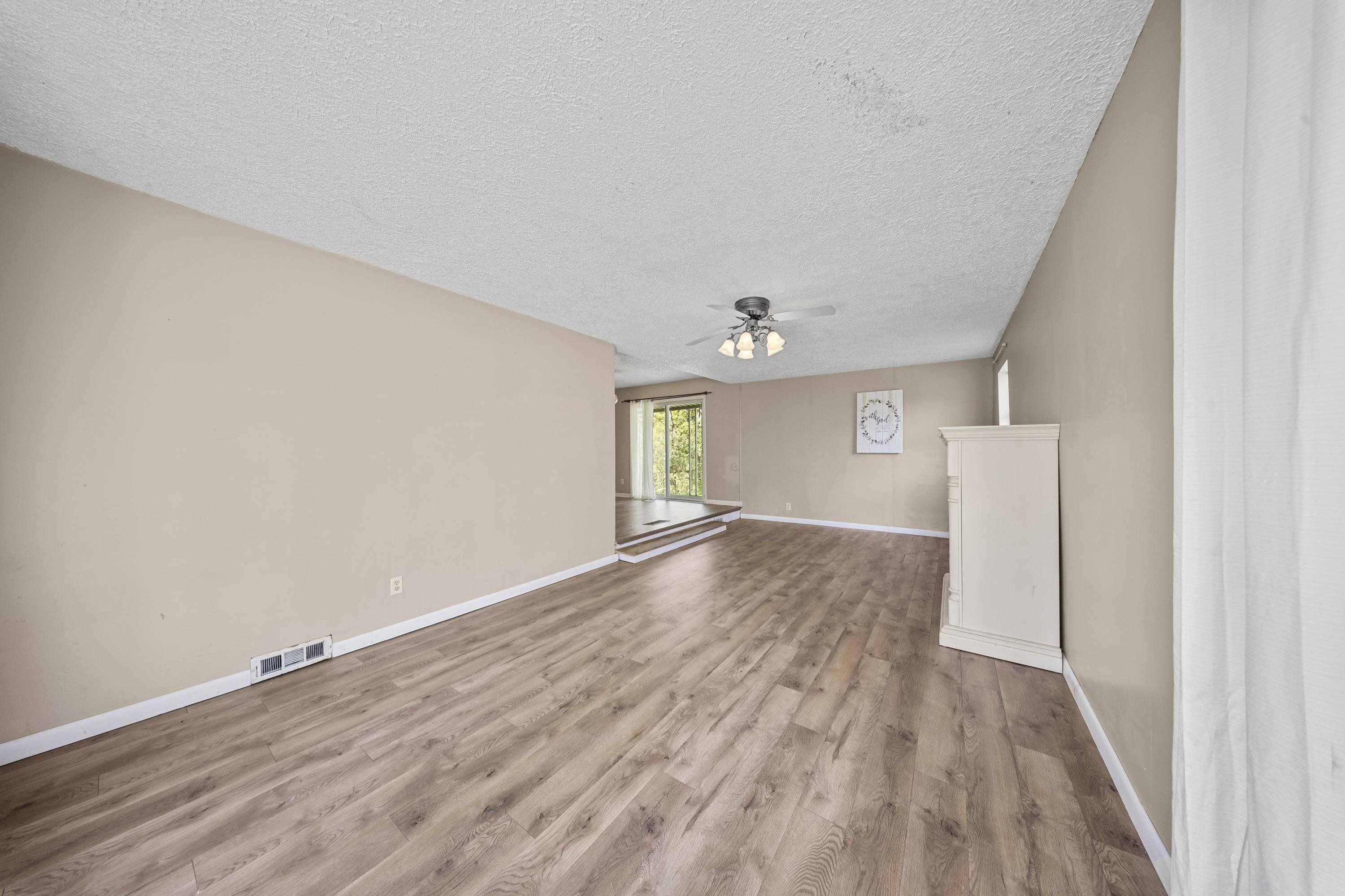 1719 Booth Quillen Road Ashland, KY 41102 - Photo 16 of 33