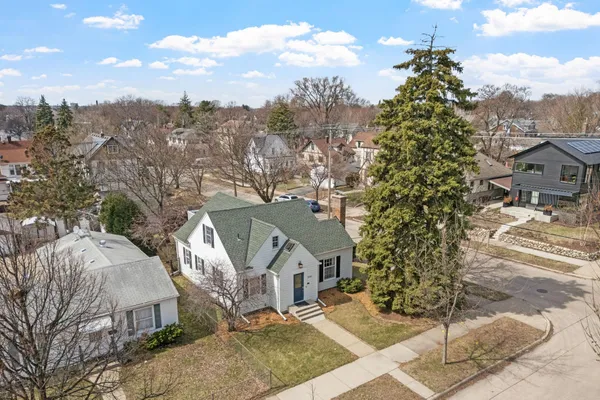 $435,000 | 1846 Lincoln Street Northeast, Minneapolis, MN 55418