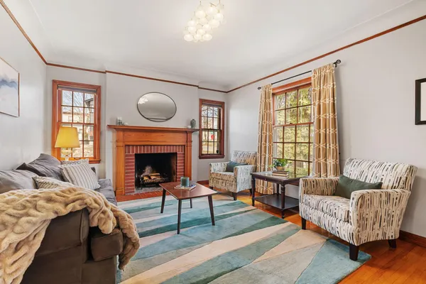 $435,000 | 1846 Lincoln Street Northeast, Minneapolis, MN 55418