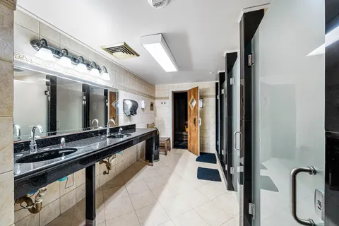 $799,999 | 3500 Mystic Pointe Drive, Unit PH4, Aventura, FL 33180