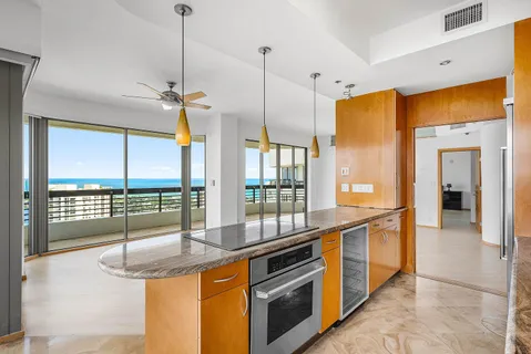 $799,999 | 3500 Mystic Pointe Drive, Unit PH4, Aventura, FL 33180