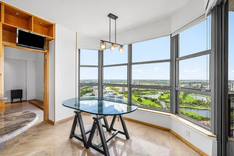 $799,999 | 3500 Mystic Pointe Drive, Unit PH4, Aventura, FL 33180